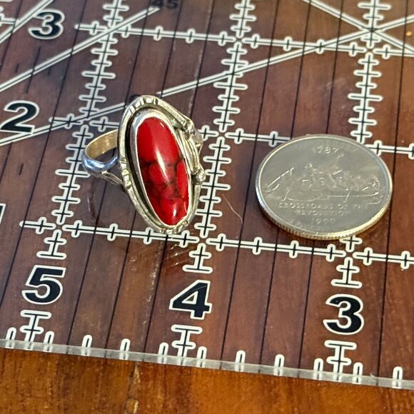 Vintage Sterling Silver and Red Cabochon Ring, Size 9 - Picture 7 of 10